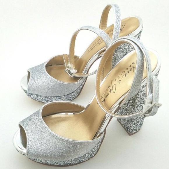 Badgley Mischka Shoes - Beautiful Silver Platform heels